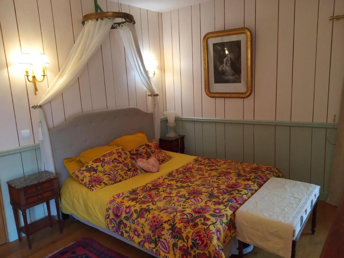 Chambre D'Hotes La Grenade Bleue Pons Esterno foto