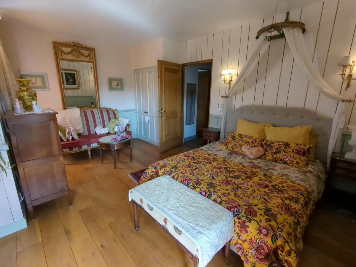 Chambre D'Hotes La Grenade Bleue Pons Esterno foto